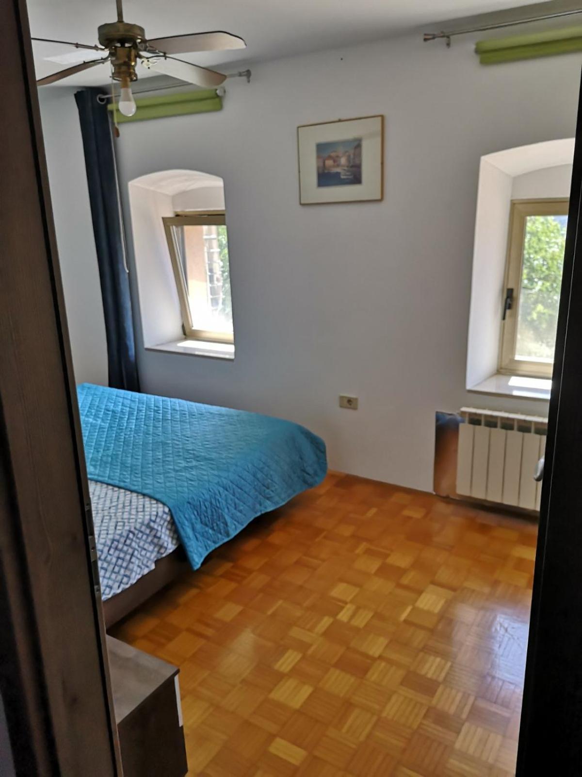 Apartma Ester Lucija Dış mekan fotoğraf