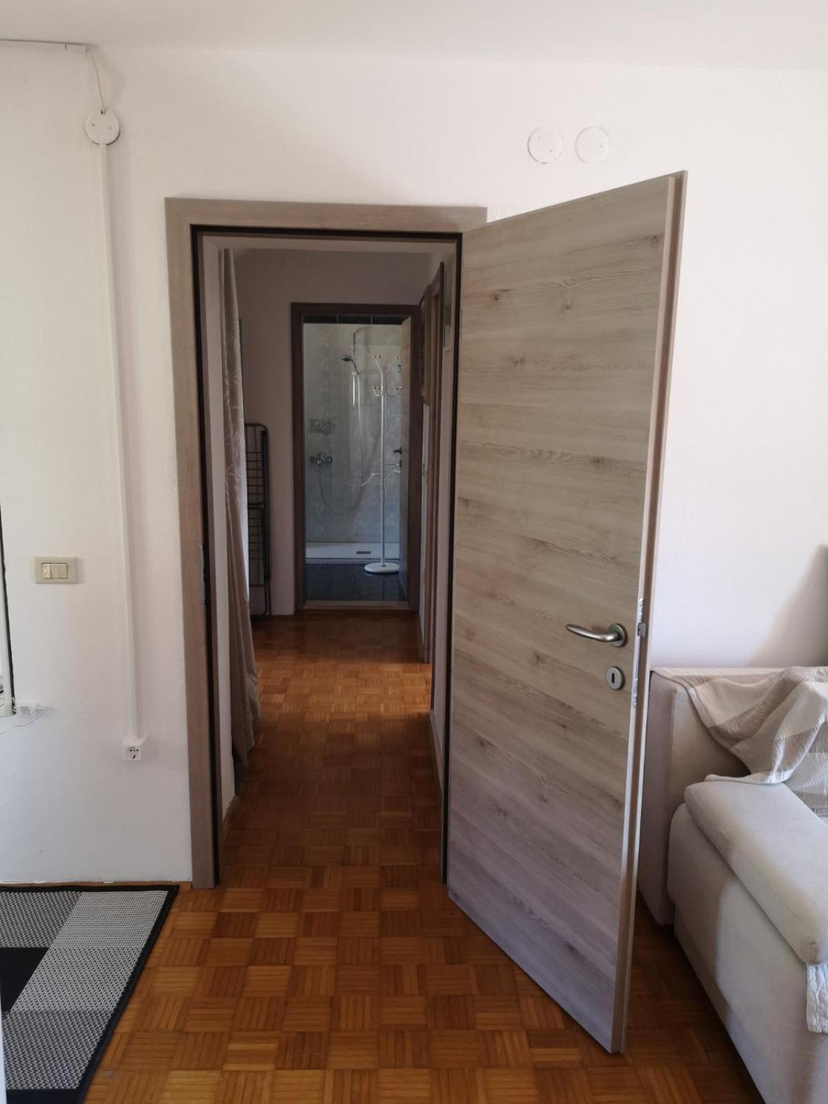Apartma Ester Lucija Dış mekan fotoğraf