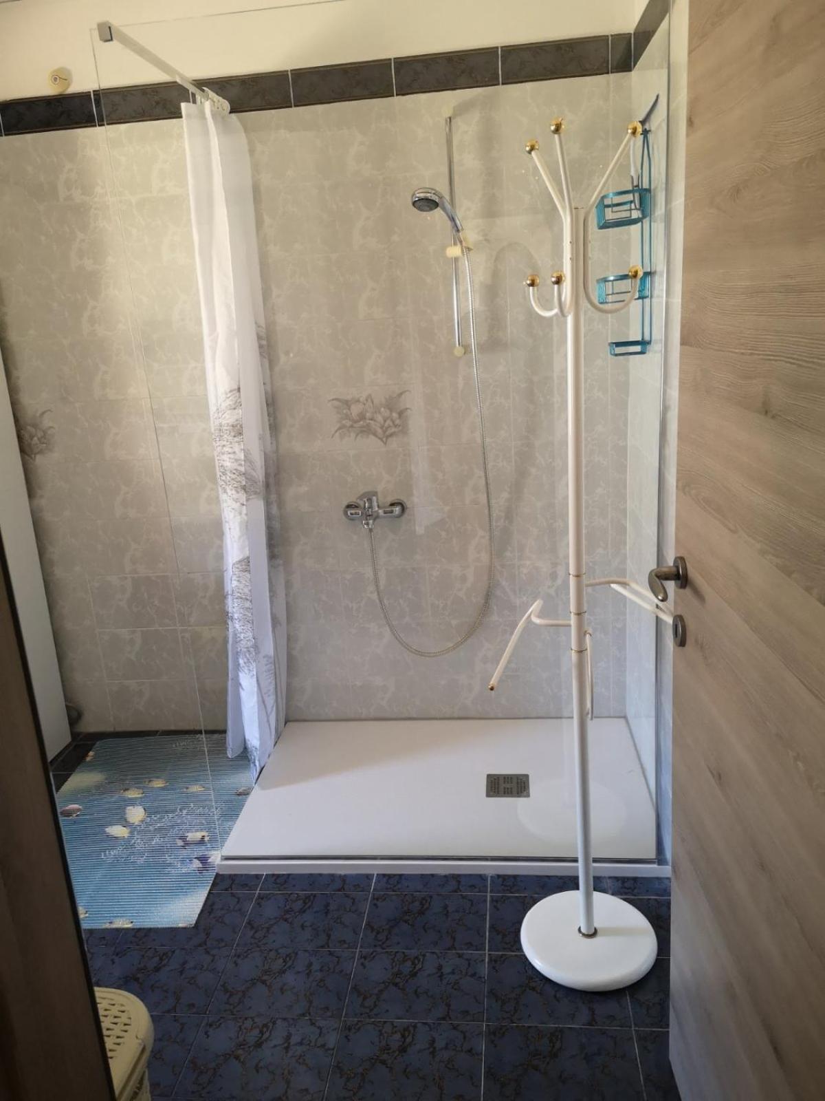 Apartma Ester Lucija Dış mekan fotoğraf
