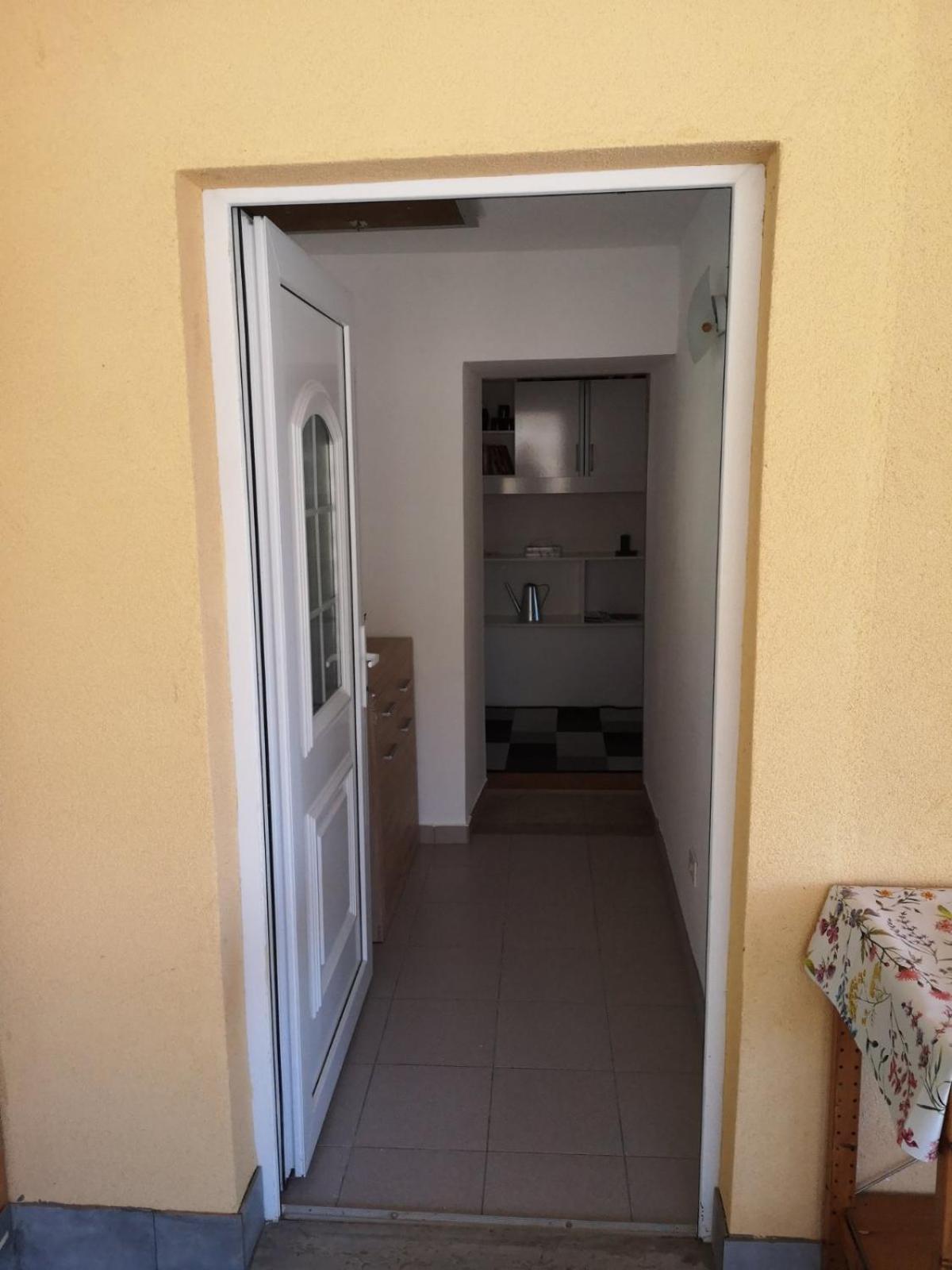 Apartma Ester Lucija Dış mekan fotoğraf